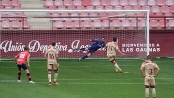 Logroñés 0 - Cartagena 1: resumen, gol y resultado