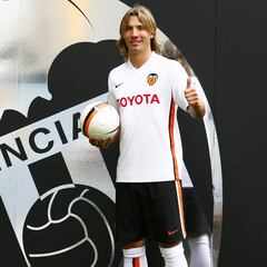 Jugadores que han defendido la camiseta del Getafe y Valencia