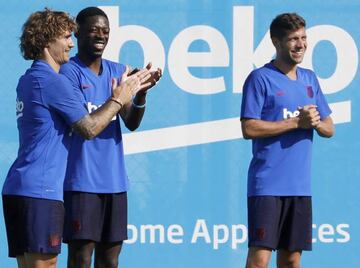 Antoine Griezmann, Ousmane Dembélé and Sergi Roberto.