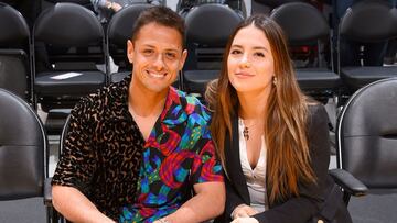 La modelo australiana publicó dos mensajes historias de Instagram donde da a entender que ya seguirá su relación con el delantero de LA Galaxy.
