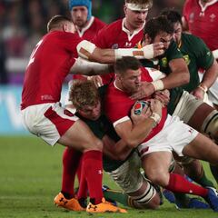 Una estrella de Gales juega con fuego: tres conmociones cerebrales en cinco meses