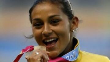 Claudia Lemos, oro en los Juegos Panamericanos 2011 en 200. 