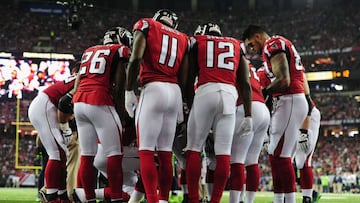 ATLANTA, GA - JANUARY 14: The Atlanta Falcons huddle against the Seattle Seahawks at the Georgia Dome on January 14, 2017 in Atlanta, Georgia.   Scott Cunningham/Getty Images/AFP
 == FOR NEWSPAPERS, INTERNET, TELCOS &amp; TELEVISION USE ONLY ==