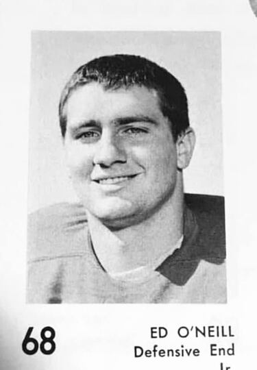 O´Neill se hizo archiconocido por su papel de Al Bundy en la serie "Matrimonio con hijos", y desde 2009 es Jay Pritchett, el patriarca de Modern Family. El de Ohio fue jugador de fútbol americano en el instituto y en la universidad.