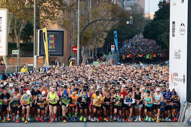 La salida fue, como es tradicional, en el Puente de Monteolivete, al lado de la Ciudad de las Artes y las Ciencias.
