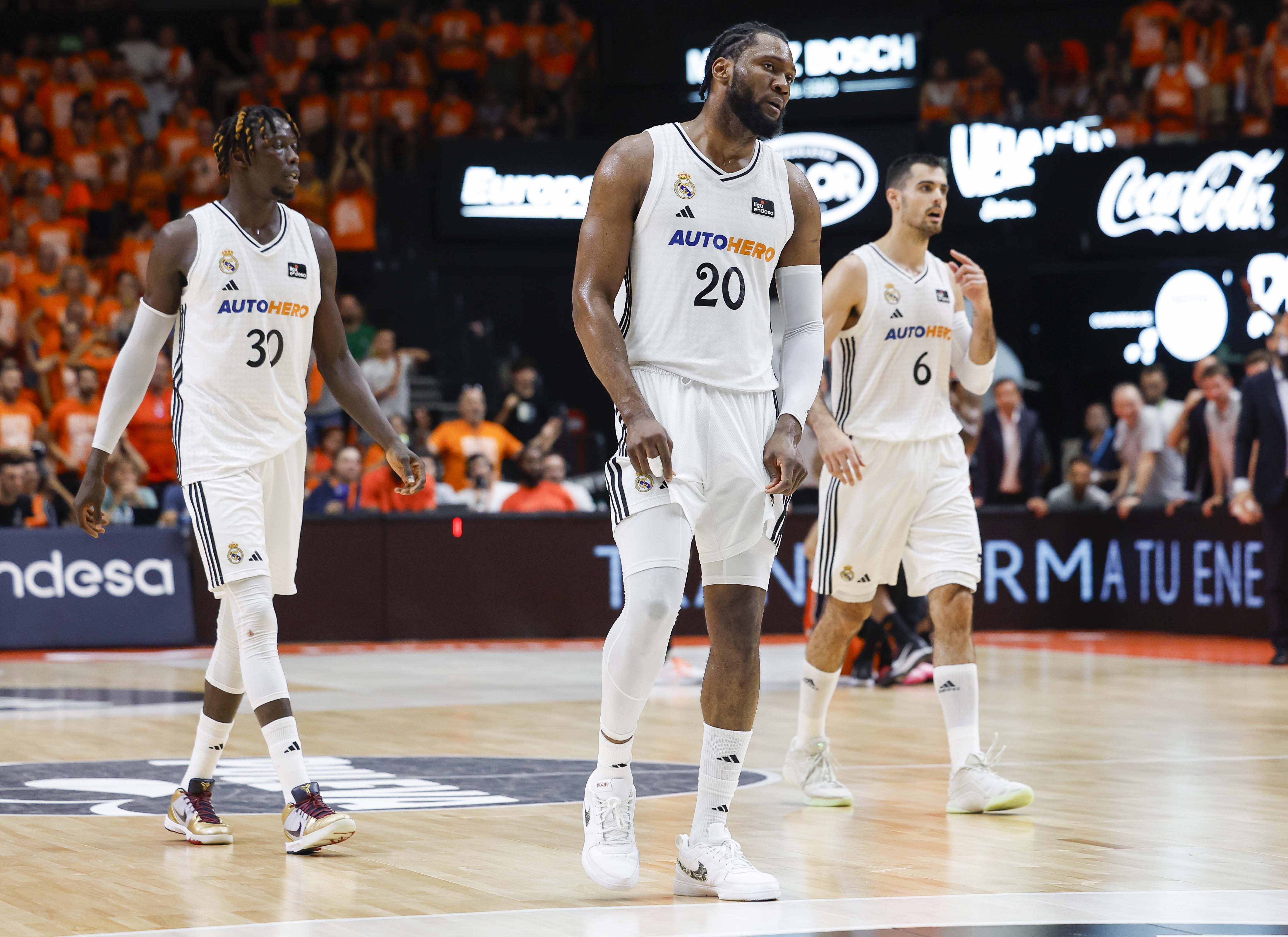 Oficial: Bruno Fernando se va del Madrid