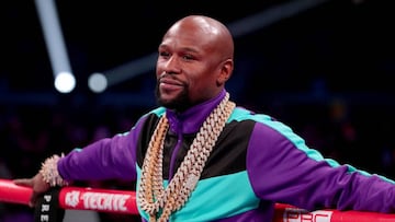 Por medio de un video, Mayweather anunci&oacute; al mundo que ayudar&aacute; a los m&aacute;s pobres en la pandemia y habl&oacute; sobre el fallecimiento de su ex pareja y de su t&iacute;o.