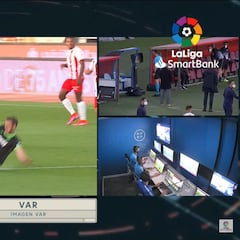 Mario Suárez estalla contra el árbitro del Almería-Leganés