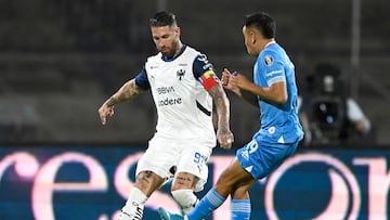 Monterrey's Spanish defender #93 Sergio Ramos and Cruz Azul's midfielder #19 Carlos Rodriguez fight for the ball during the Liga MX Clausura football match between Cruz Azul and Monterrey at Olimpico Universitario stadium in Mexico City on March 8, 2025. (Photo by Alfredo ESTRELLA / AFP)