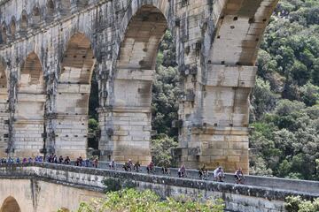 Caleb Ewan se llevó la victoria de la etapa 16 del Tour de Francia. El colombiano Rigoberto Urán subió un puesto en la clasificación general. 