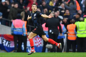 El jugador de Croacia Andrej Kramaric celebra el 0-1.