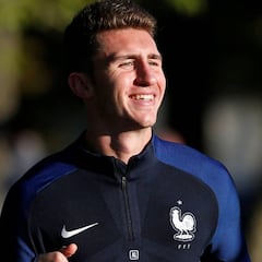 Laporte no jugó con Francia y sigue siendo seleccionable
