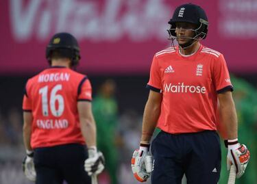 England call teenage batsman Hameed for Bangladesh tour