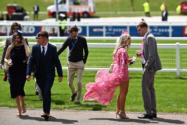 Ambiente durante  el primer día del Festival del Derby de Epsom en Surrey. Es una carrera de galope plano de 2423 metros de distancia y su primera edición fue en 1780.