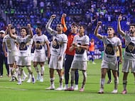 during the 17th round match between Cruz Azul and Pumas UNAM as part of the Liga BBVA MX, Torneo Apertura 2025 at Cuauhtemoc Stadium, on November 08, 2025 in Puebla, Mexico.