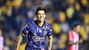 Victor Davila celebrates his goal 1-0 of America during the 4th round match between America and Atletico de San Luis as part of the Liga BBVA MX, Torneo Clausura 2025 at Ciudad de Los Deportes Stadium, on January 28, 2025 in Mexico City, Mexico.
