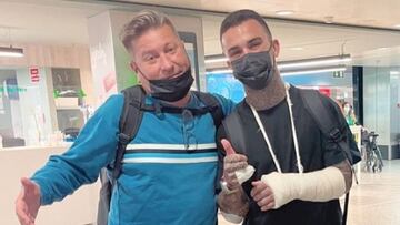 Canet, con el brazo izquierdo en cabestrillo.