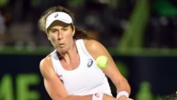 Johanna Konta devuelve una bola durante el partido contra la colombiana Mariana Duque en el Abierto de Tenis de Monterrey.