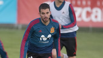 Ceballos juega poco en el Madrid, pero en la Sub-21 es fijo.