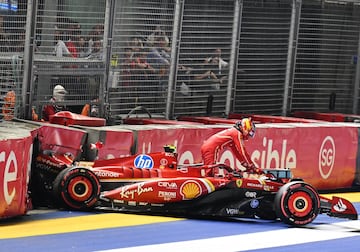 Accidente de Carlos Sainz (Ferrari SF-24) en Marina Bay, Singapur. F1 2024.