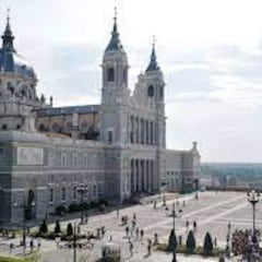 ¿Qué días de noviembre de 2022 son festivos en Madrid y cuándo hay fiesta en la Comunidad?