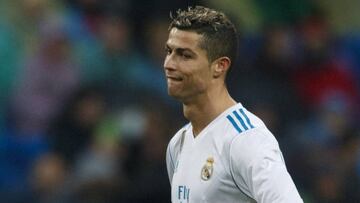 La hermana de Cristiano le defiende de los cr¨ªticos: "Ahora dicen que est¨¢s casi acabado..."