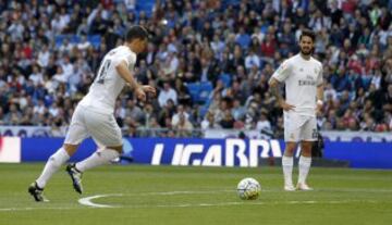 Golazo de falta de James.