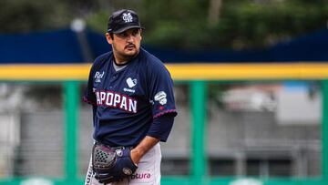 Marco Carrillo, en la lomita durante un partido de Mariachis