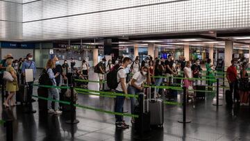 Los motivos por los que Reino Unido no incluye a España en su 'lista verde'