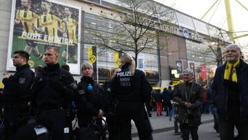 La UEFA decidió aplazar el encuentro hasta hoy a las 11:45