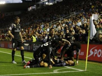 0-2. Cristiano Ronaldo celebró el segundo gol.