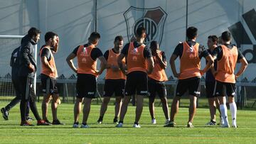 Quintero y Mora, desafectados para la Copa Argentina