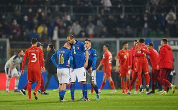 Italia, tetracampeona del Mundo, se quedó fuera del Mundial por segunda ocasión consecutiva tras perderse el de Rusia en 2018. Esta vez, Macedonia del Norte fue su verdugo en la repesca gracias a un gol de Trajkovski en el minuto 92. La ‘Azzurra’, a pesar de ser la vigente campeona de la Eurocopa, fue una de las selecciones ilustres que no estuvo en Qatar.