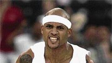 <b>ELÍAS 'LARRY' AYUSO.</B> El escolta es el máximo anotador del Mundial, con 30 puntos por encuentro.