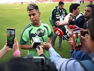 Mexico's midfielder Efrain Alvarez speaks to the press during a training session at La Corregidora stadium in Santiago de Queretaro, Queretaro State, Mexico, on February 24, 2026. Mexico will play Iceland in a friendly football match on February 25 in Queretaro amid security concerns following countrywide incidents after the death of CNJG cartel leader "El Mencho". (Photo by Carl de Souza / AFP)