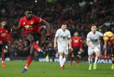 Solskjaer and Phelan have brought back "old school" Man United – Lingard
