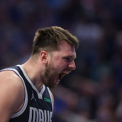 Have both NBA Conference Finals ever ended in 4-0 sweeps in the same season?