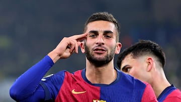 Soccer Football - Champions League - Borussia Dortmund v FC Barcelona - Signal Iduna Park, Dortmund, Germany - December 11, 2024 FC Barcelona's Ferran Torres celebrates scoring their third goal REUTERS/Wolfgang Rattay
