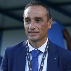 Oltra: "Soy exigente porque creo en este equipo"