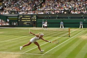 Serena Williams gana la final de Wimbledon de Contra la alemana Angelique Kerber en dos set 7-5 y 6-3