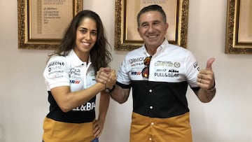 María Herrera junto a Aspar.