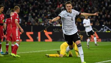 Ginter jugando con Alemania