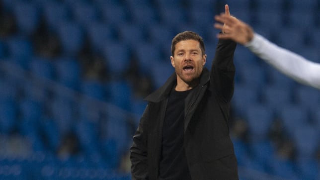 Xabi Alonso regresa a Anoeta, el técnico que llevó a varios ‘potrillos’ a la élite