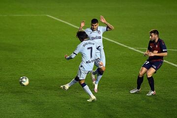 0-1. Joao F¨¦lix marc¨® el primer gol.