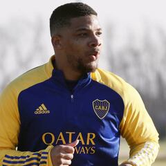 Frank Fabra sería uno de los 18 jugadores de Boca con COVID-19