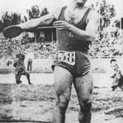 Cuatro años sin el aventurero Miguel de la Quadra Salcedo