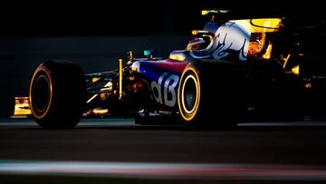 Pierre Gasly con el Toro Rosso en Abu Dhabi.