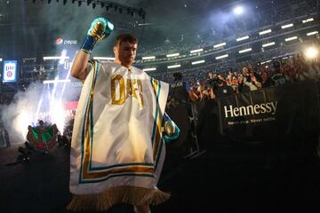 Así se vivio en fotos el combate entre Canelo Álvarez y Saunders