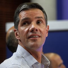 Clark saca la voz y le responde a Pellegrino: “Todo el mundo sabe...”