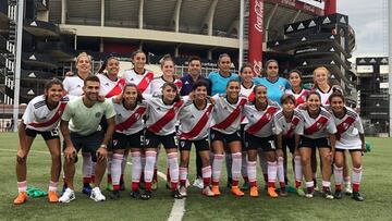 Gallardo y Ponzio acompañaron la jornada de fútbol femenino